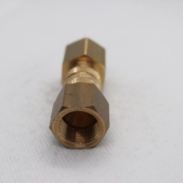 Coupling, Quick Connect 3/8" Male SAE Flare x 3/8" Female SAE Flare.